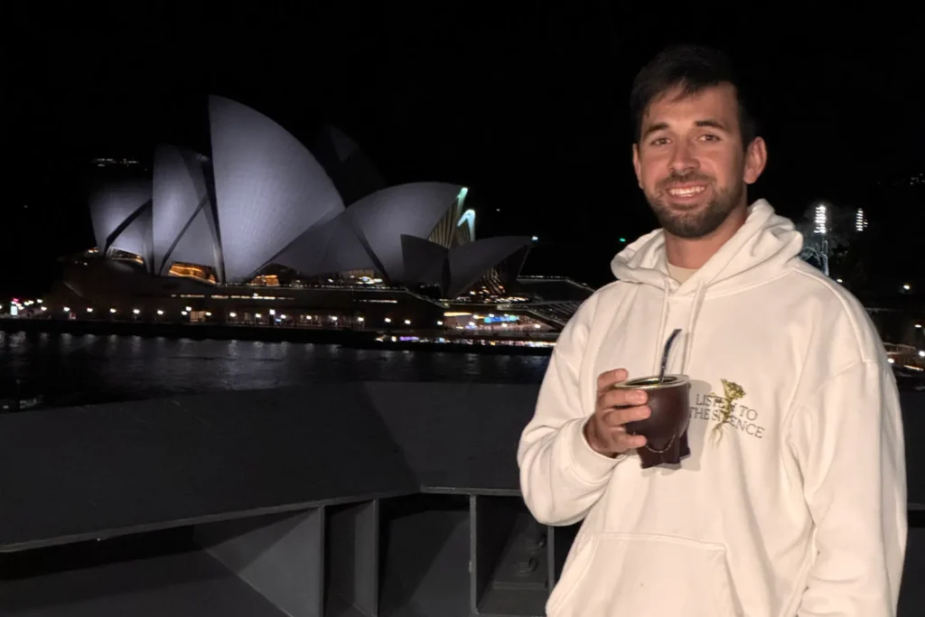 Sydney-opera-house-tomi